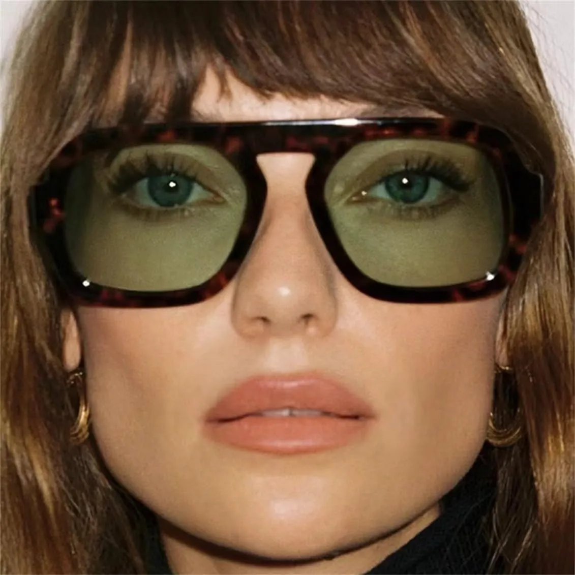 ADE WU Trendy Square Sunglasses for Women Men,Vintage Square Aviator Sunglasses Fashion 70s Inspired Stylish Flat Top Shades