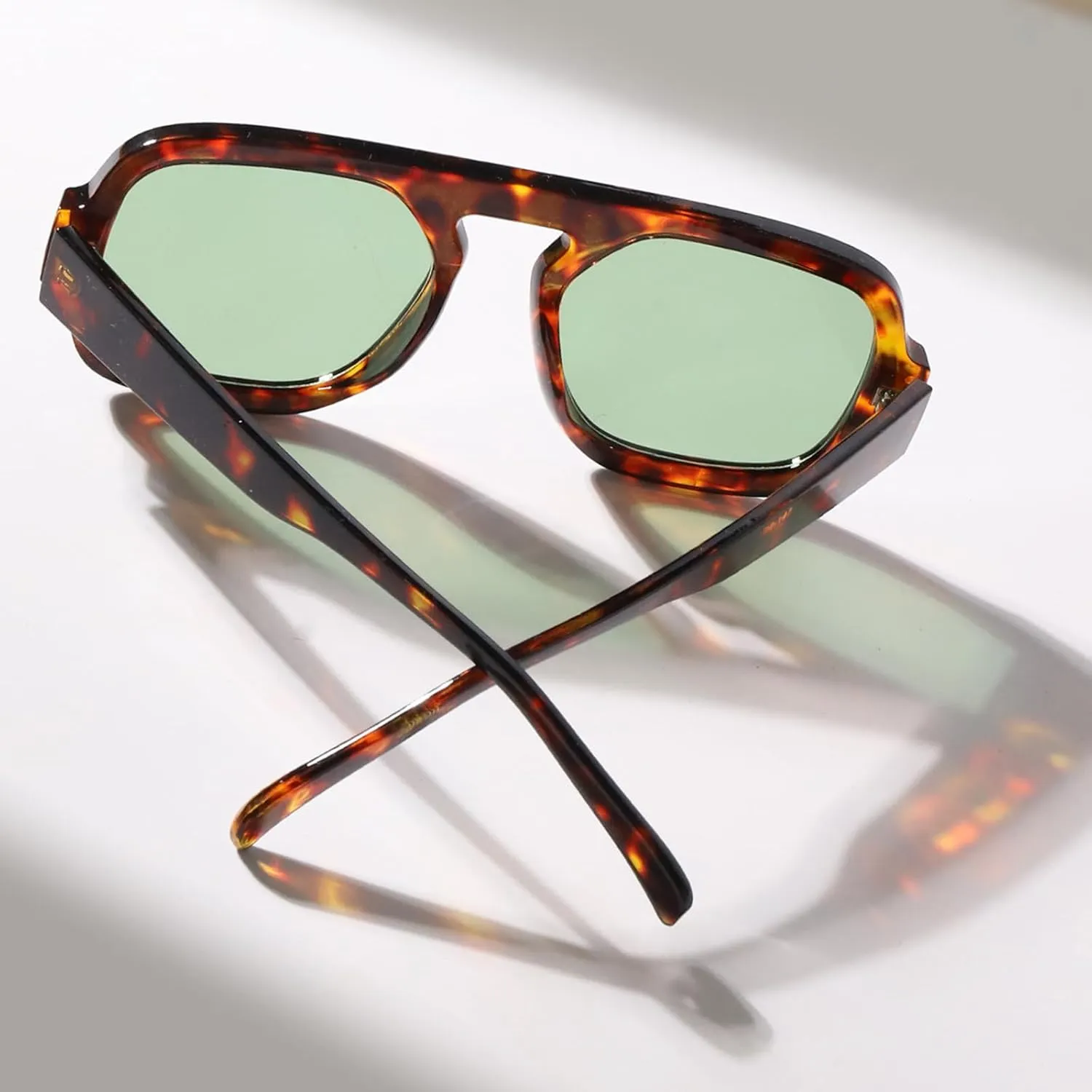ADE WU Trendy Square Sunglasses for Women Men,Vintage Square Aviator Sunglasses Fashion 70s Inspired Stylish Flat Top Shades