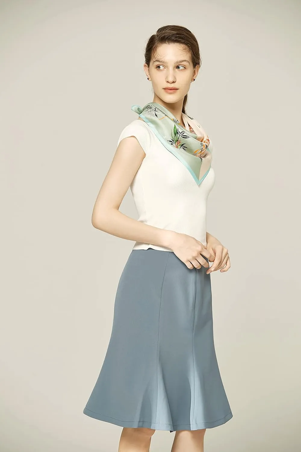 Jeelow 100 Real Mulberry Silk Scarfs 35x35 Or 25x25 Inch Square Shawl Wrap For Women Hair Wrapping