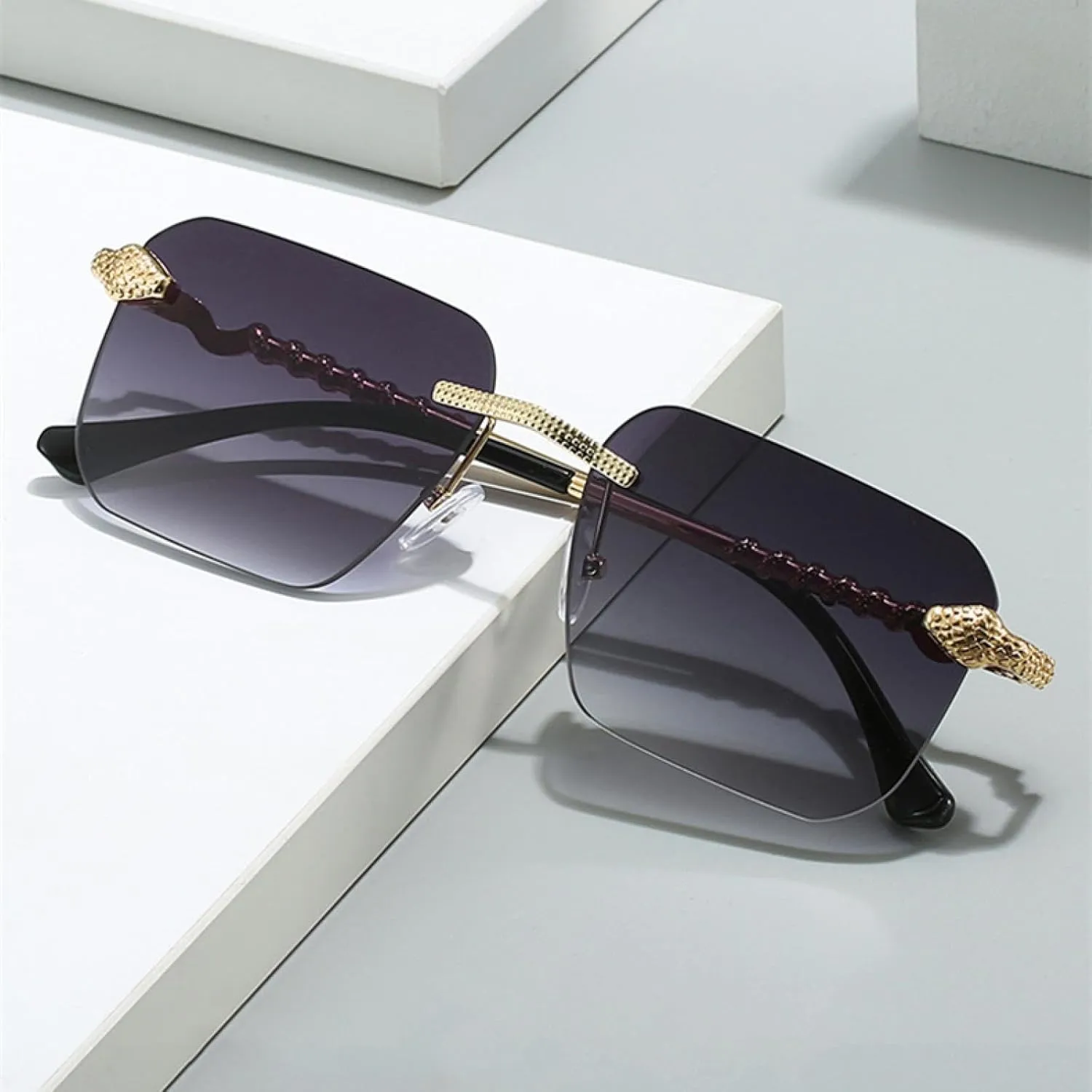 Luxury Design Sunglasses for Women Popular Rimless Sunshade Mirror Trend Gradient Color Outdoors