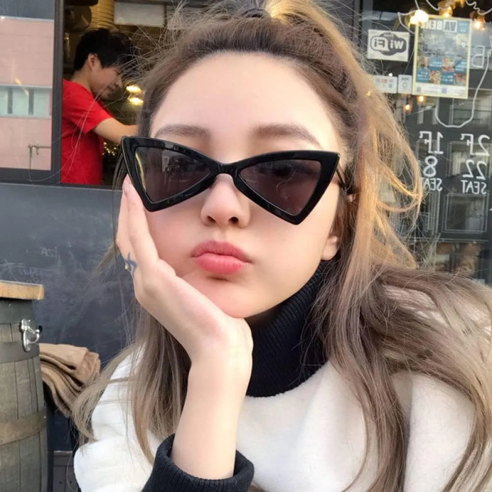 New 2025 Cat eye frame sunglasses women ladies retro vintage silver triangle sun glasses female driving eyewear
